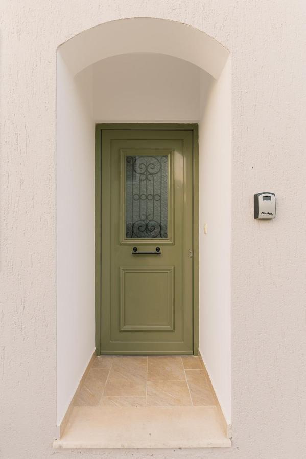 Vasilopoulos Residences - Villa Emelia With Shared Pool أرغوستولي المظهر الخارجي الصورة