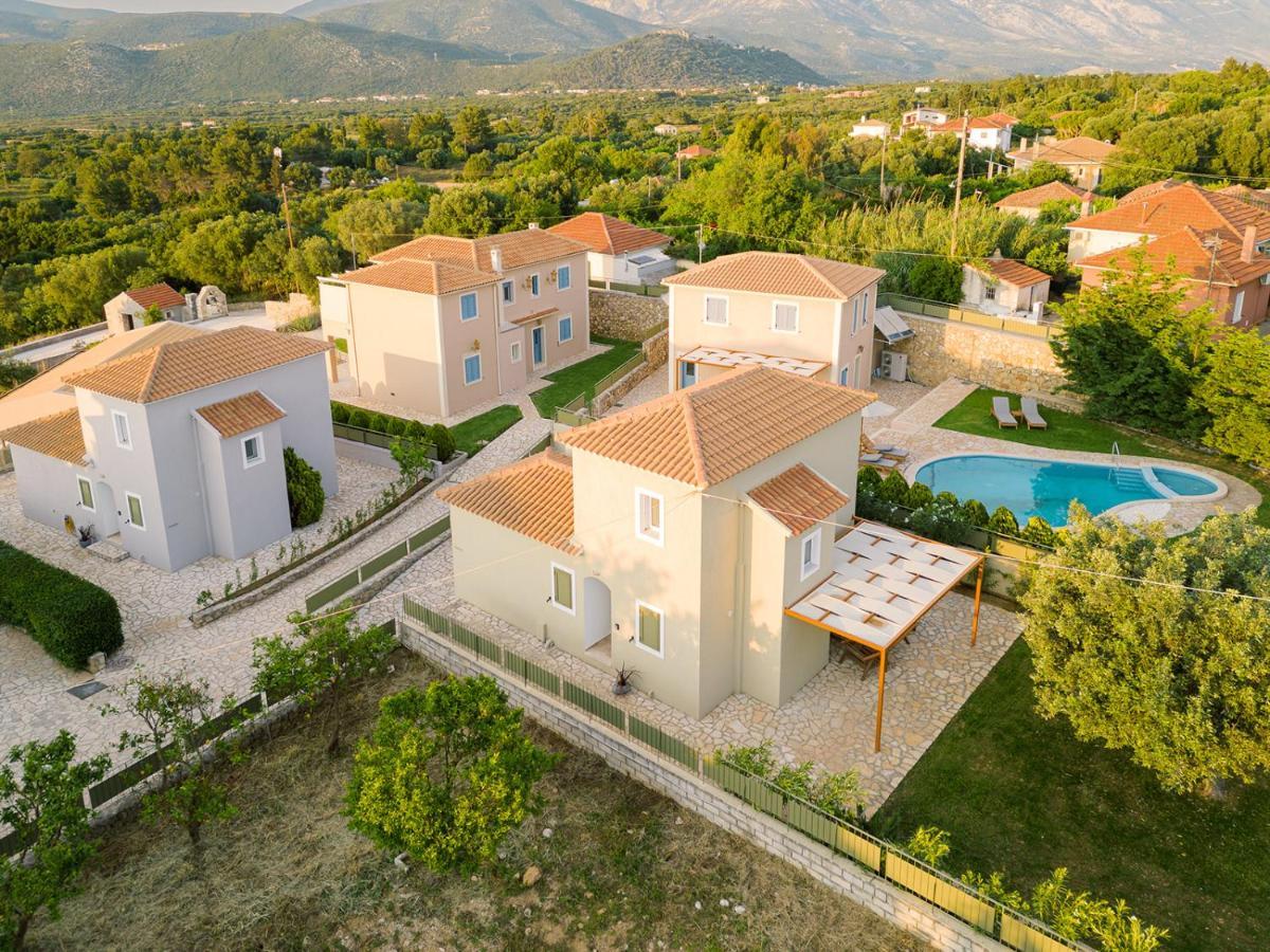 Vasilopoulos Residences - Villa Emelia With Shared Pool أرغوستولي المظهر الخارجي الصورة